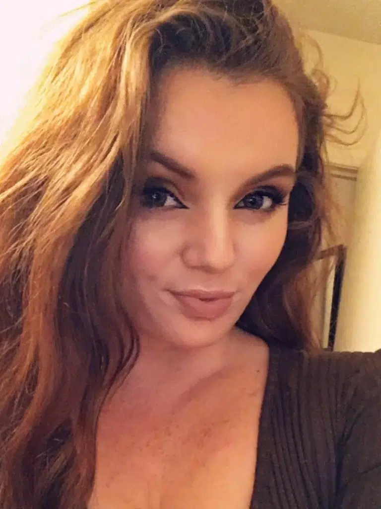 Stacey Leann Biography: Wiki, Age, Career, Height, Weight, Boyfriend, Net Worth & More